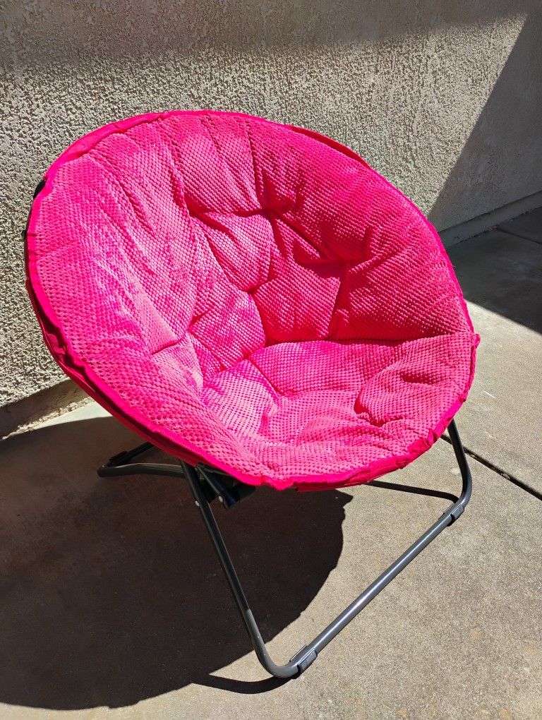 Red Saucer Chair