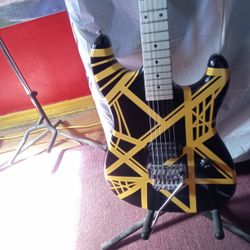 Charvel Art Series Guitar Eddie Van Halen Bumble Bee Collab