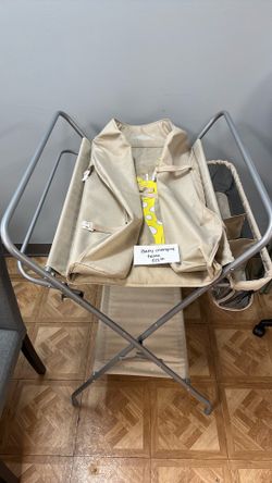Foldable Baby Changing Table $15