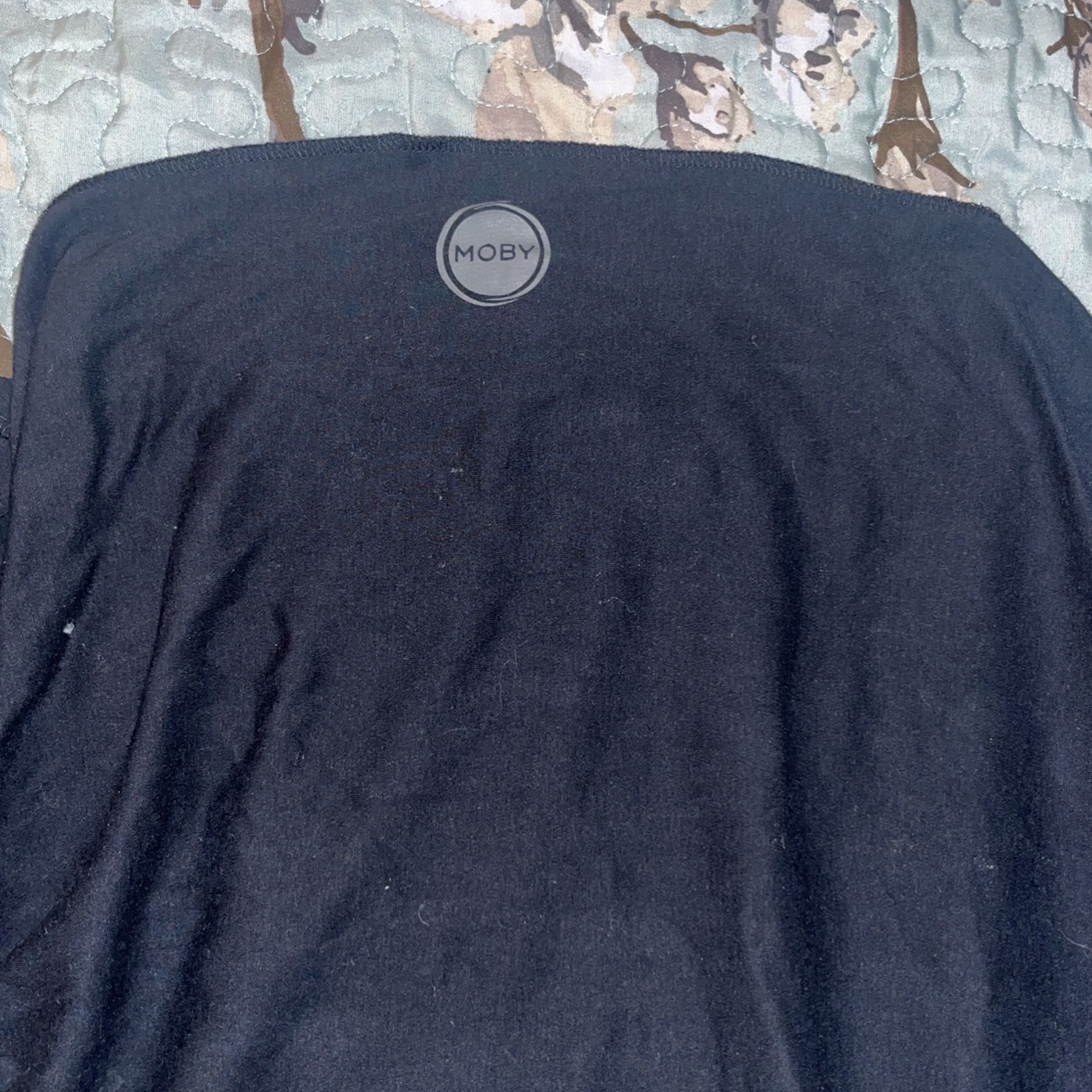 Moby Wrap (baby Carrier)