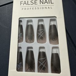 Press On Nail 24 Set