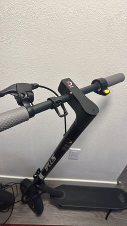 IPLUS Electric Scooter – Foldable, Adult E-Scooter