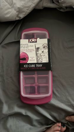 MSC Joie Ice Cube Tray Covered - Plastic