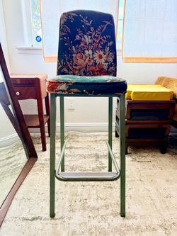 Vintage bar stool