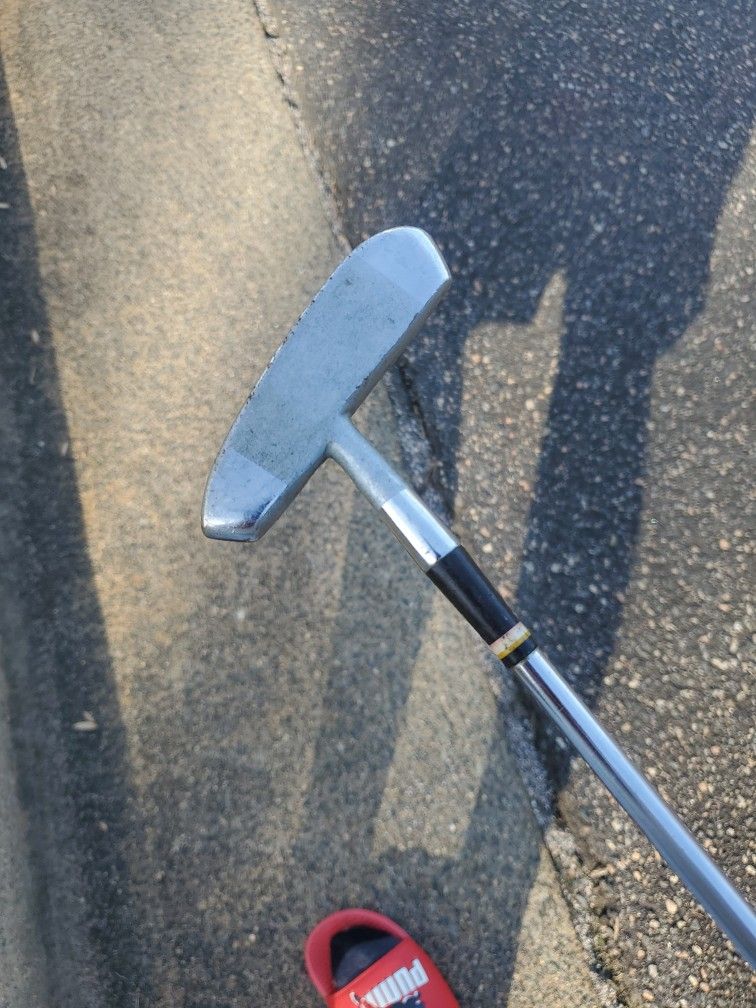 Spalding putter