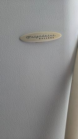 Refrigerator fridge