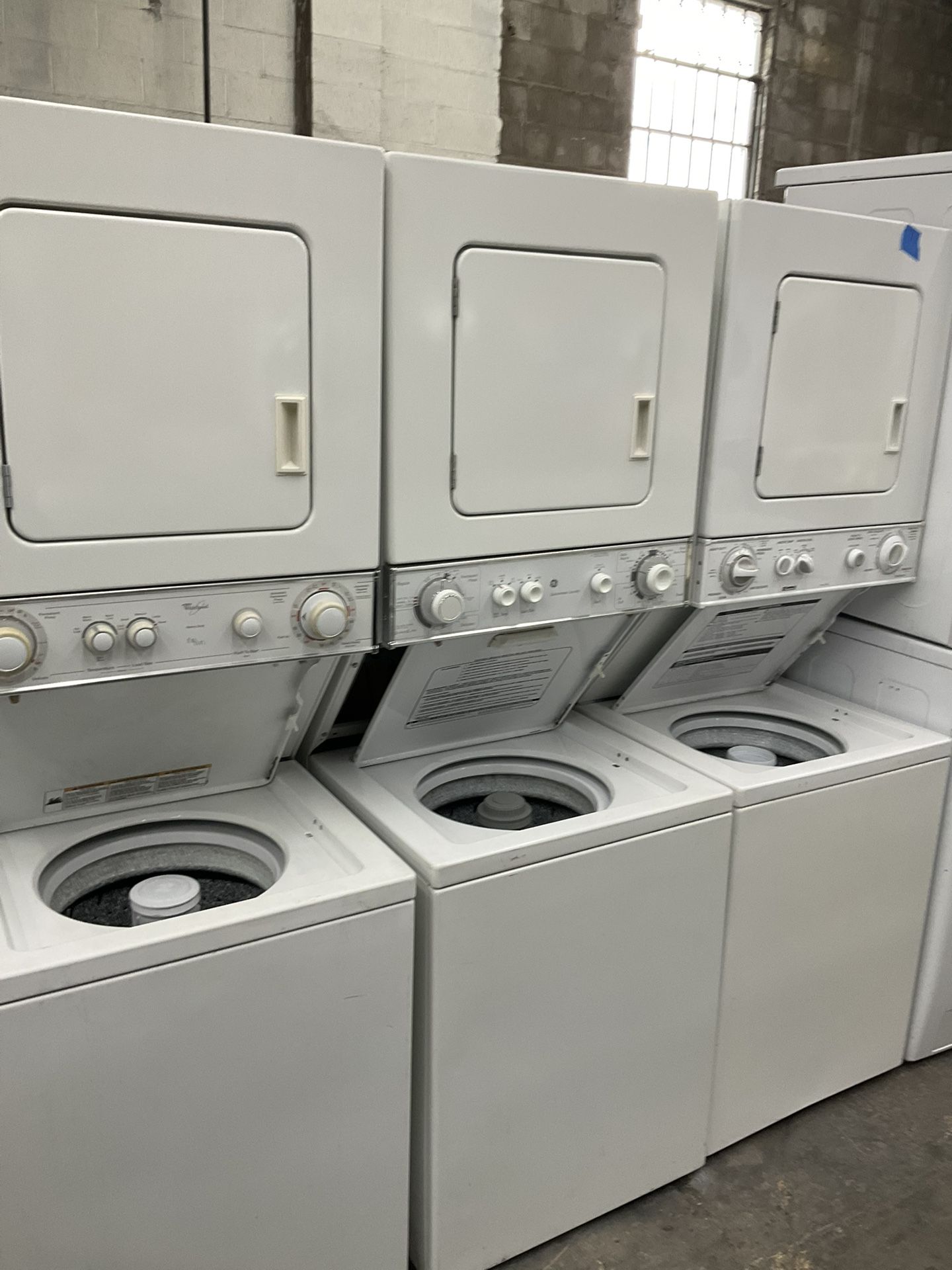 GE 24in Stackable Washer & Dryer Combo We Are In The Blue Building 🟦