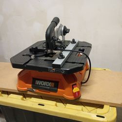 Worx portable Table Top Saw