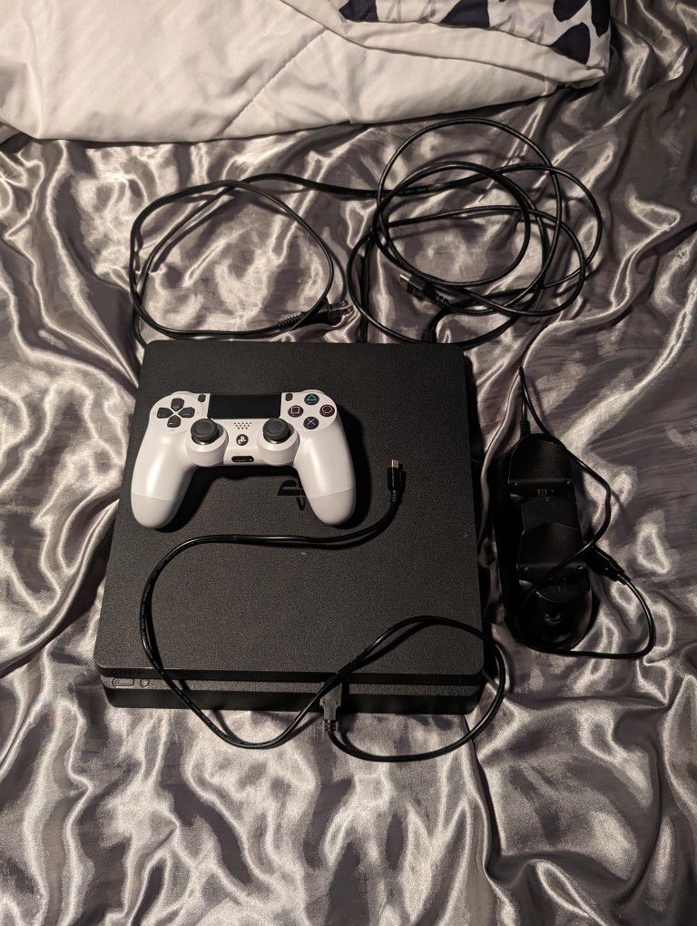 PS4 with Controller and Charging Station 