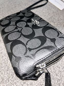 Coach Crossgrain Leather Small Wristlet