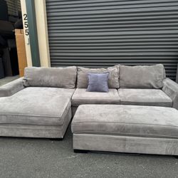 Sectional Couch 