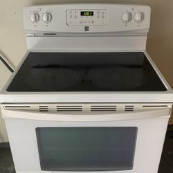 Kenmore Electric Range 30” NEED GONE ASAP