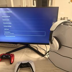 PS5 Slim -Samsung Monitor- TurtleBeach Headset - 2 Wireless Controllers