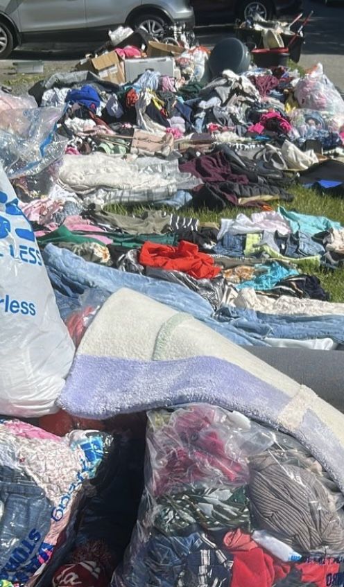 Free!! Clothes For Women And Baby