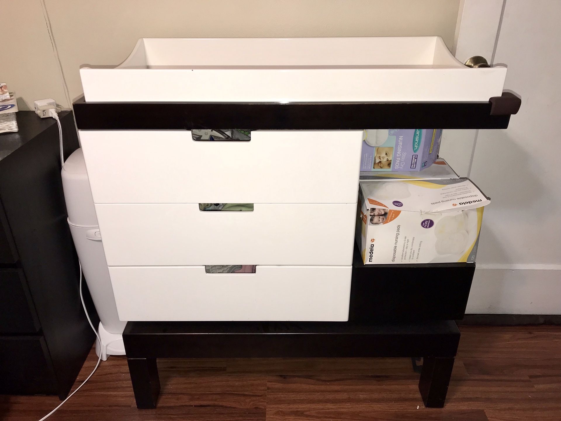 Argington Delphi Baby Changing Station