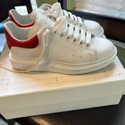 Worn Maybe 3xs