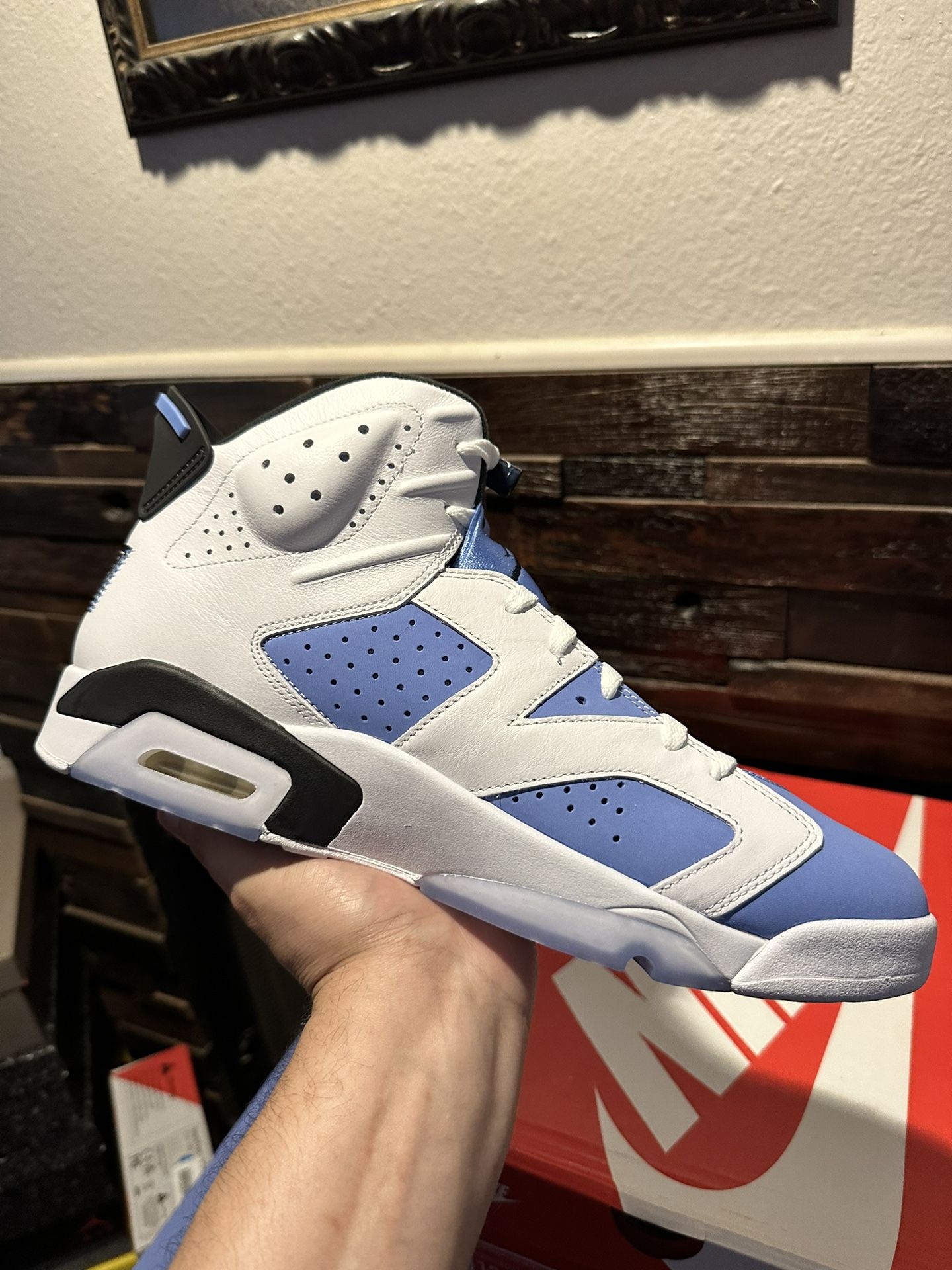 Jordan 6 Retro UNC White
