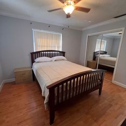 Queen Size With Mattress And With Drawer and Mirror And Bed Frame