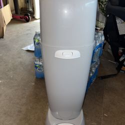 Diaper Genie 