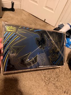Charizard UPC Acrylic Case + Open Box