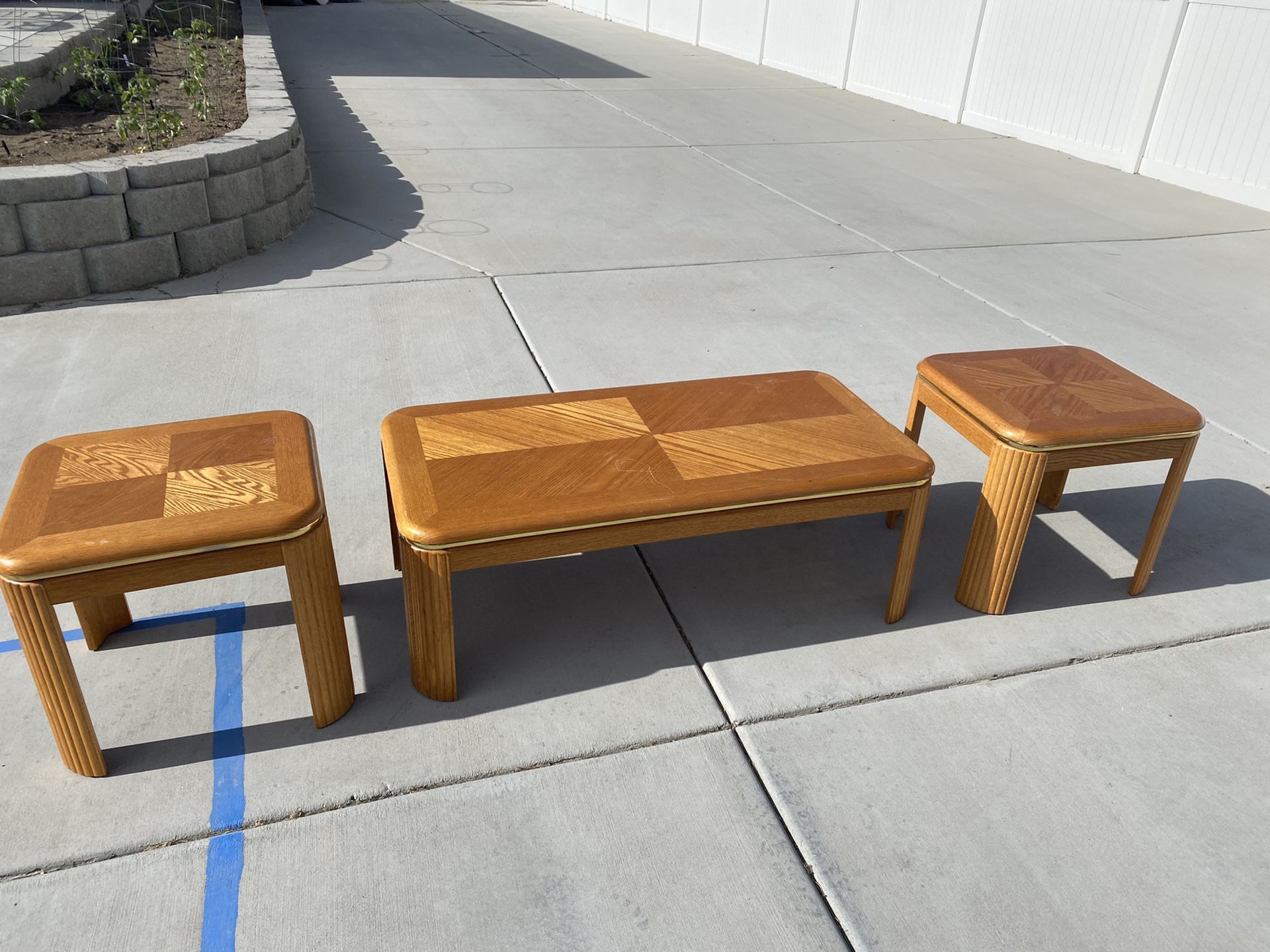 Coffee Table with two matching end tables