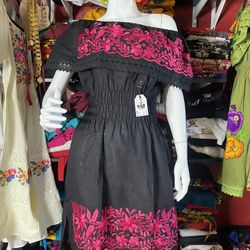 Vestidos Campesinos Bordados Mexicanos Size Small A 4 Xl for Sale