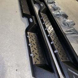 Jeep JT Steps
