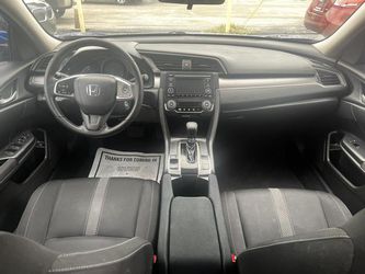2017 Honda Civic Thumbnail