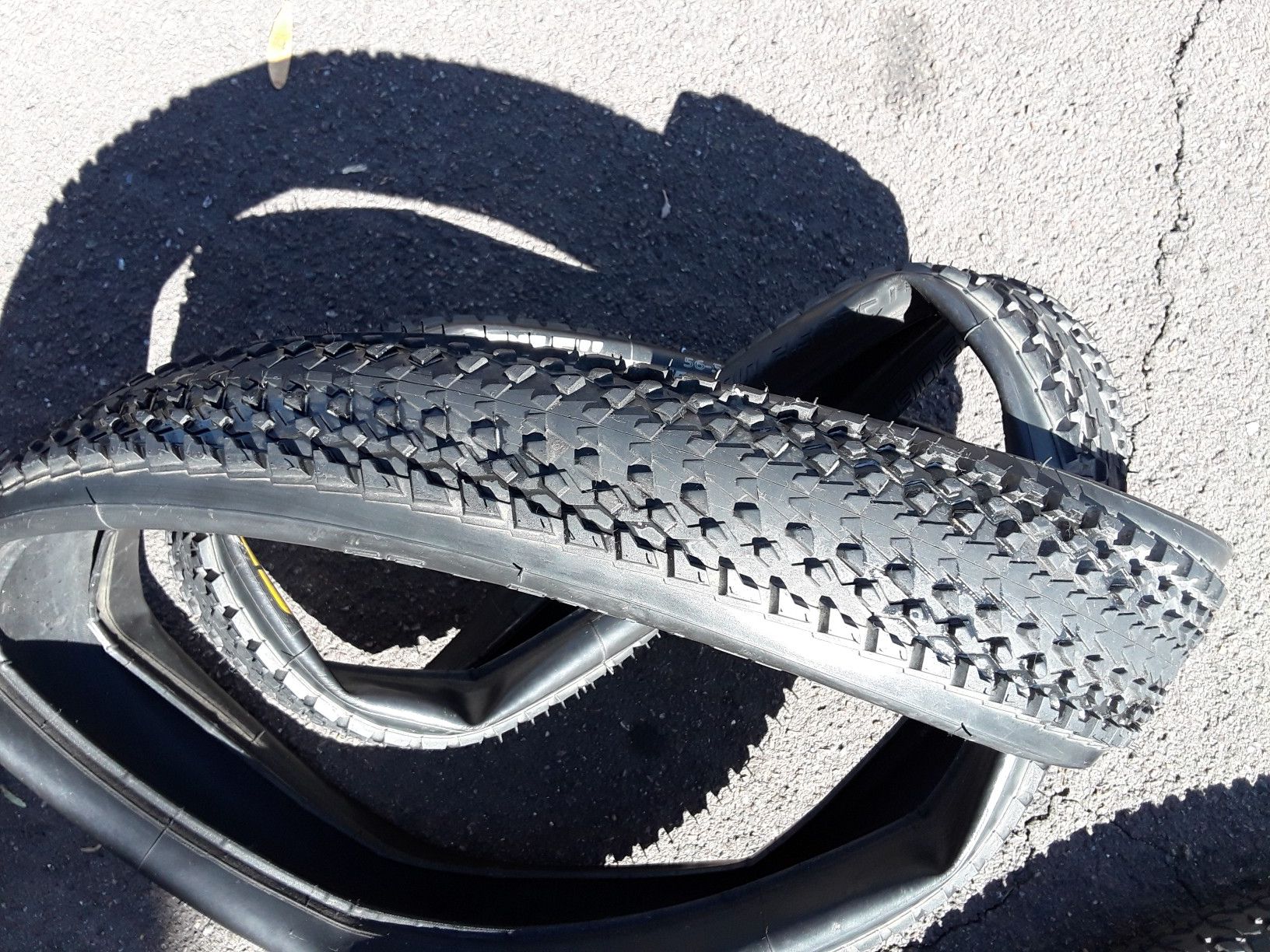 GEAX Foldable Tire 27.5" x 2.2