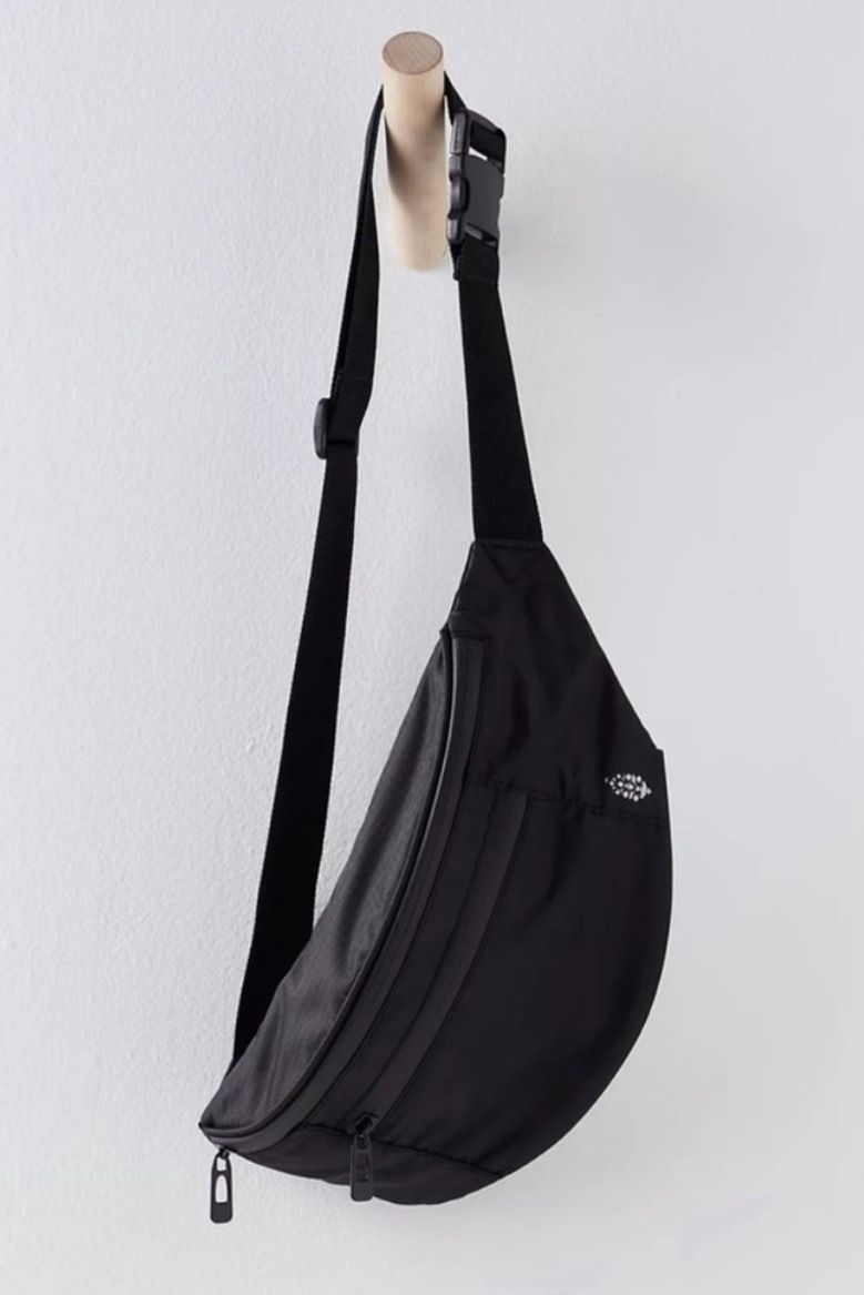 FP Movement by Free People Ripstop Runner Belt Bag Black NWOT