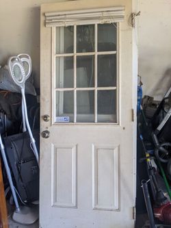 32" Exterior backyard door good condition