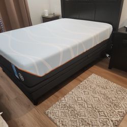 Tempurpedic Lux Breeze Firm Queen Mattress 