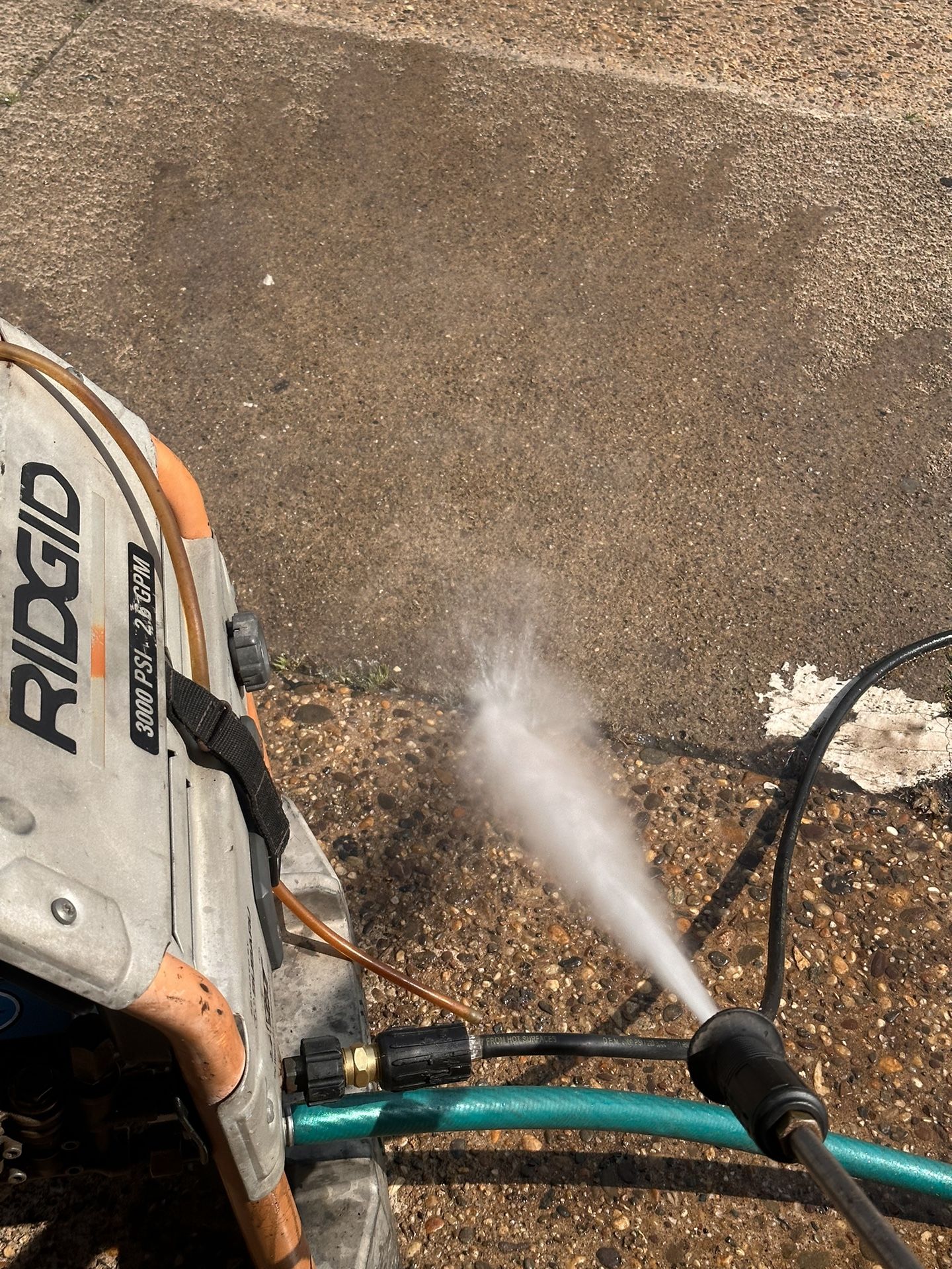 RIDGID 3000 psi 2.6GPM PRESSURE WASHER W/ CAT PUMP WORKS LIKE NEW!