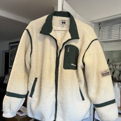 NWOT! Saotome Unisex women or men Antartic Off Sand Sherpa Fleece jacket coat.  Size: Medium (Fits like L, for women)