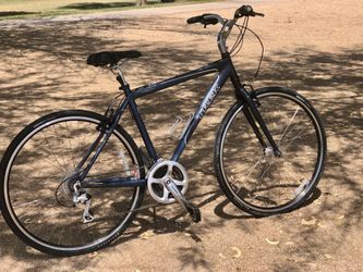 Bike Trek7300 Alpha Top Speed. Model  SPA. Medium frame Excellent condition.
