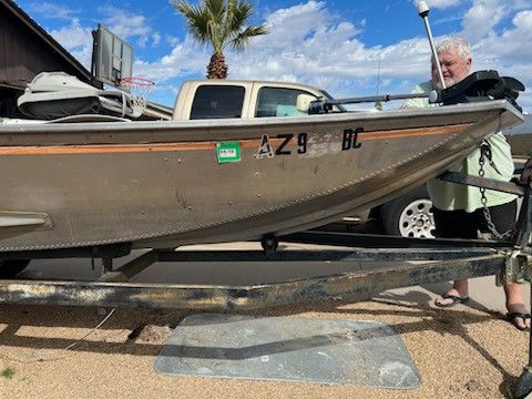 16 Foot Aluminum Boat