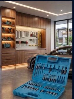 Maxim drill bits and drivers in hard case
