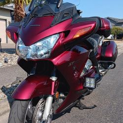 2005 Honda ST1300