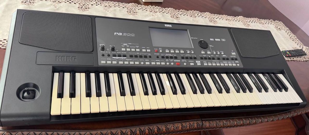 Korg Pa600