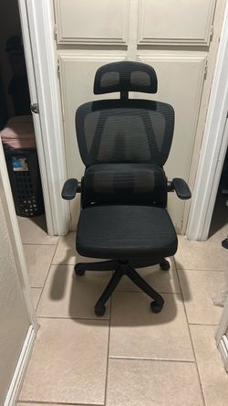 Ergonomic office chair