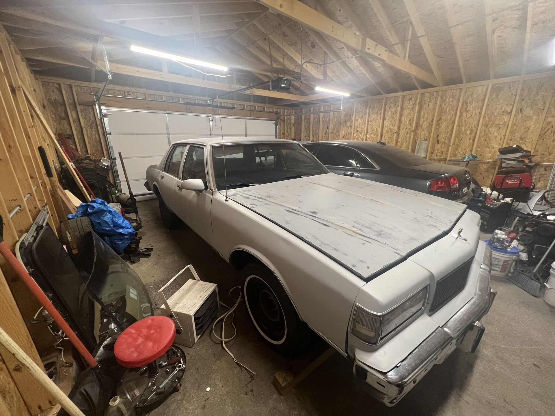 Chevy Caprice/box chevy/caprice/chevy for Sale in Gary, IN OfferUp