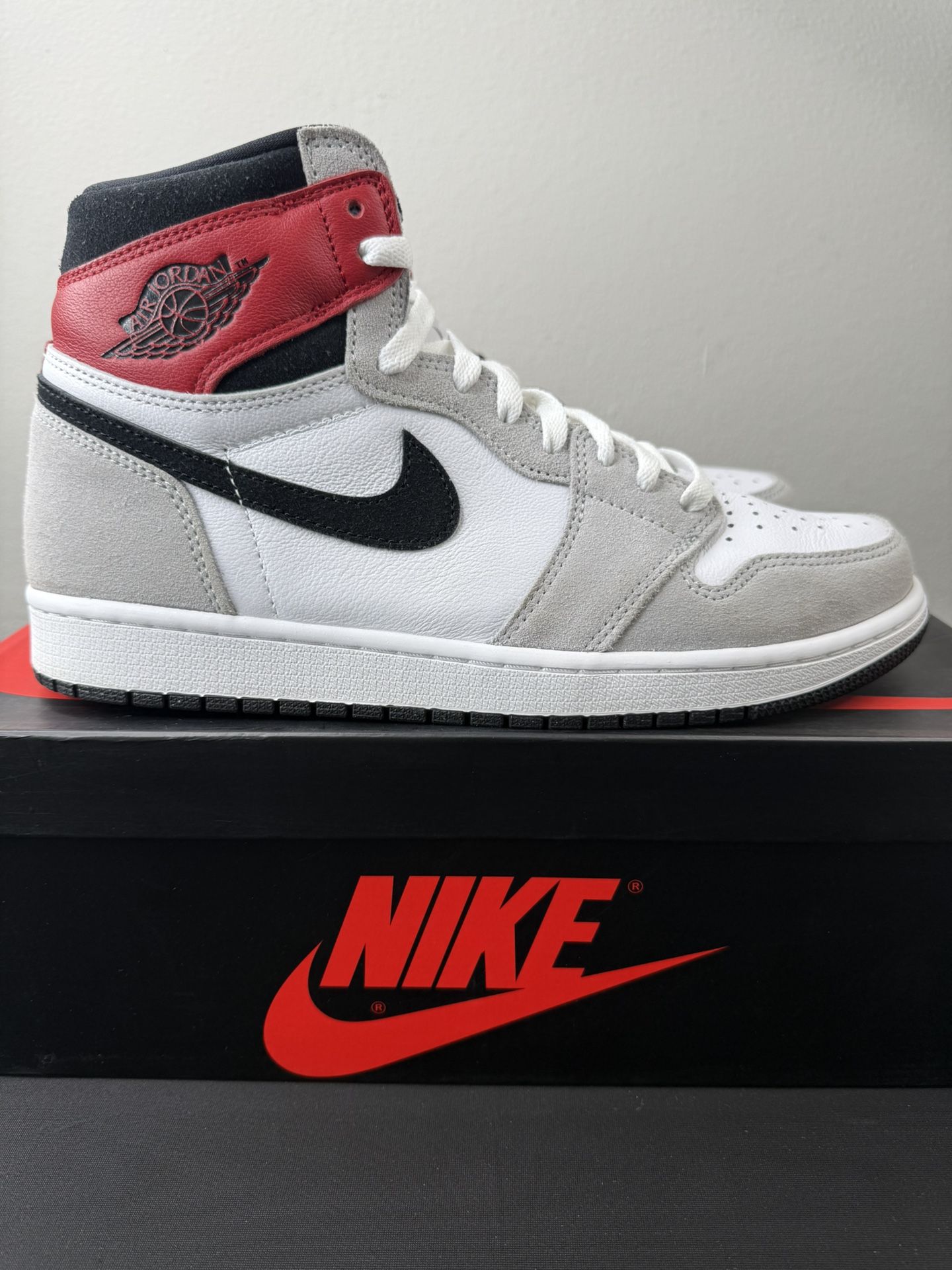 Air Jordan 1 High “Smoke Grey” Size: 10M (Worn)