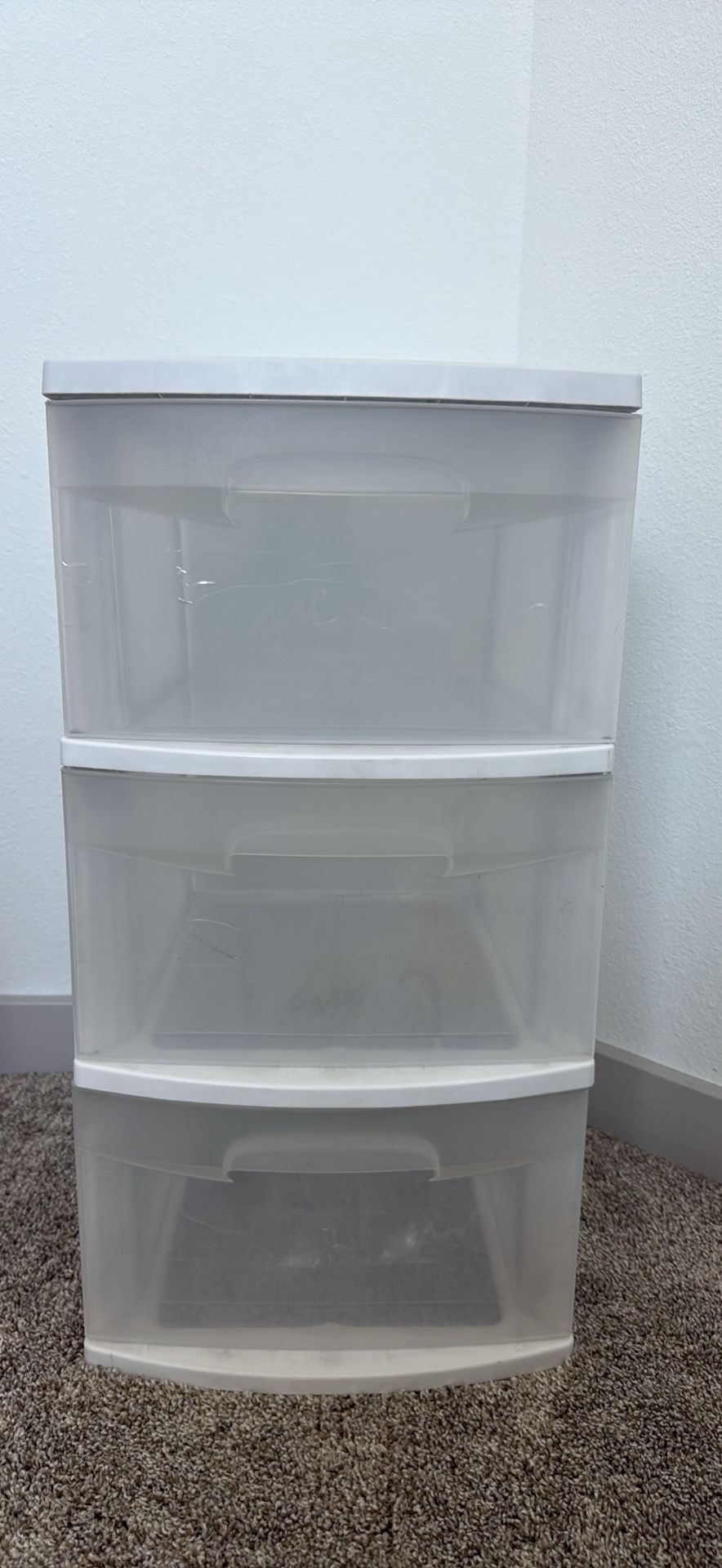 3-drawer plastic storage unit