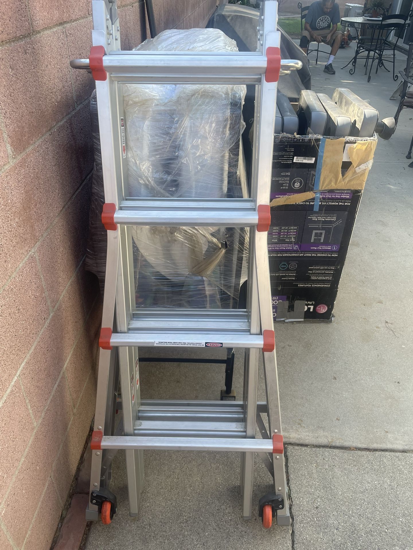 Mega Lite Ladder