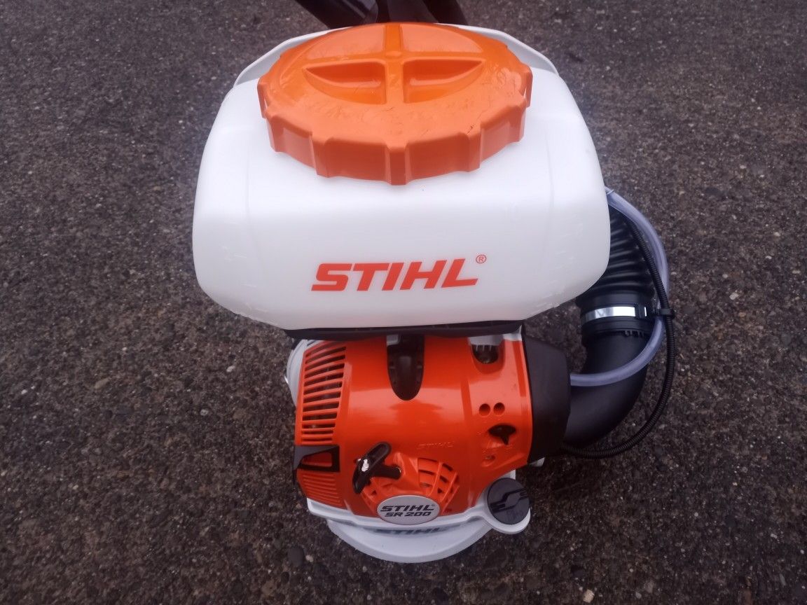Stihl SR200 Sprayer Leaf Blowers Almost New Condition. Many Other Tools. For Pick Up Fremont Seattle. No Low Ball Offers Please. No Trades. Yes I Have