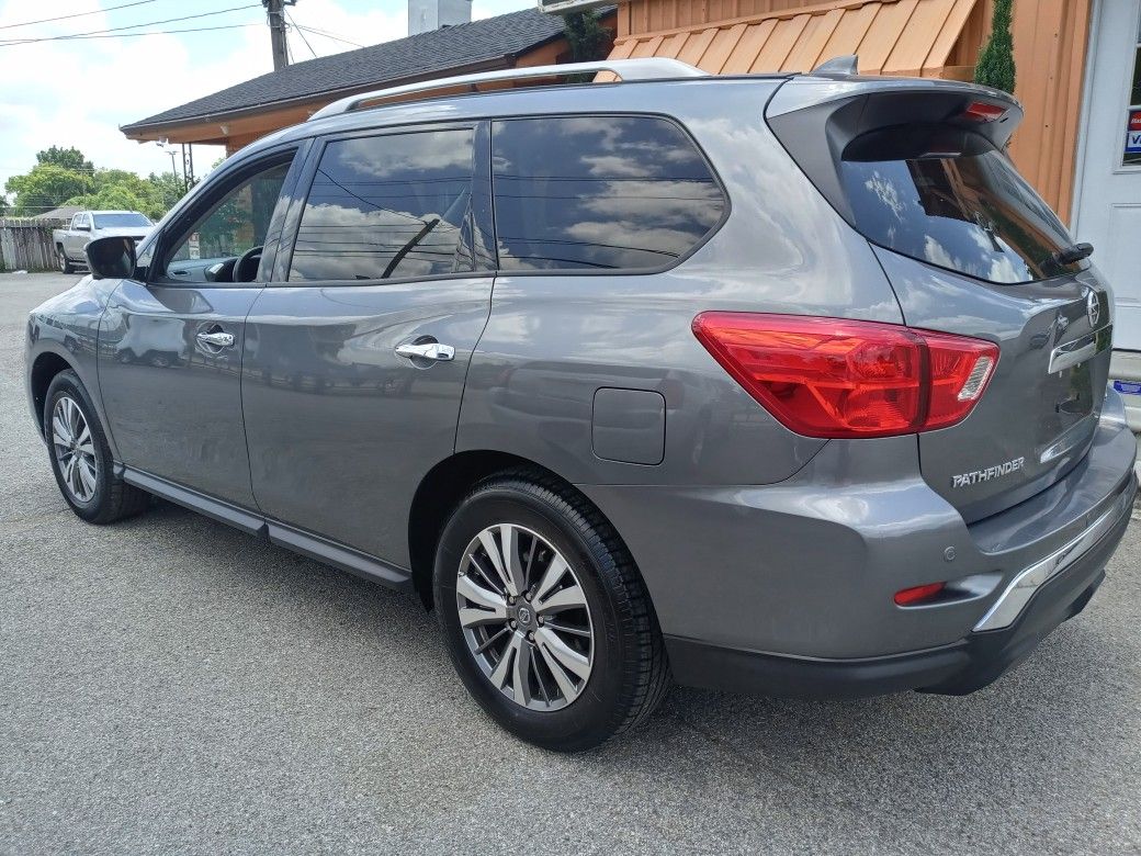 2019 Nissan Pathfinder