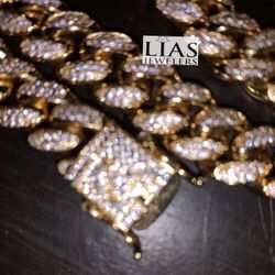 New 18k Yellow Gold Cuban Link Chain And Bracelet 