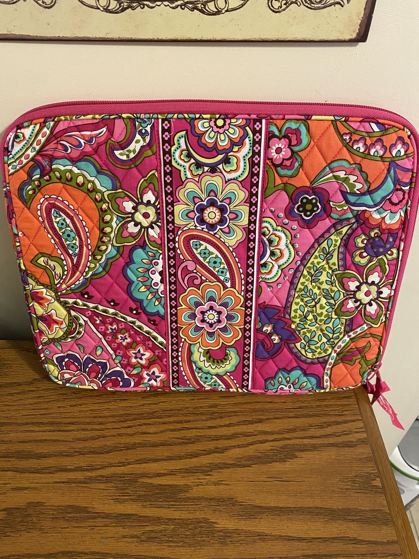 Brand New Vera Bradley Floral Zippered Laptop Sleeve