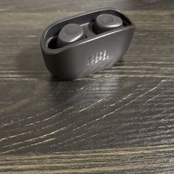JBL Wireless Earbuds 