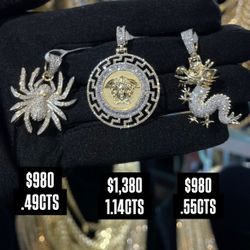 10K .55CT   Natural Diamonds Dragon Pendant 